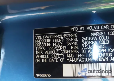 2020 Volvo Xc60 T5 R-Design z USA, uszkodzony, nr VIN YV4102RMXL1575918